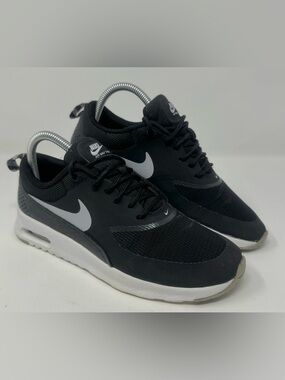 Nike Women’s Black & White Air Max Thea Grey Anthracite Lightweight Sneakers